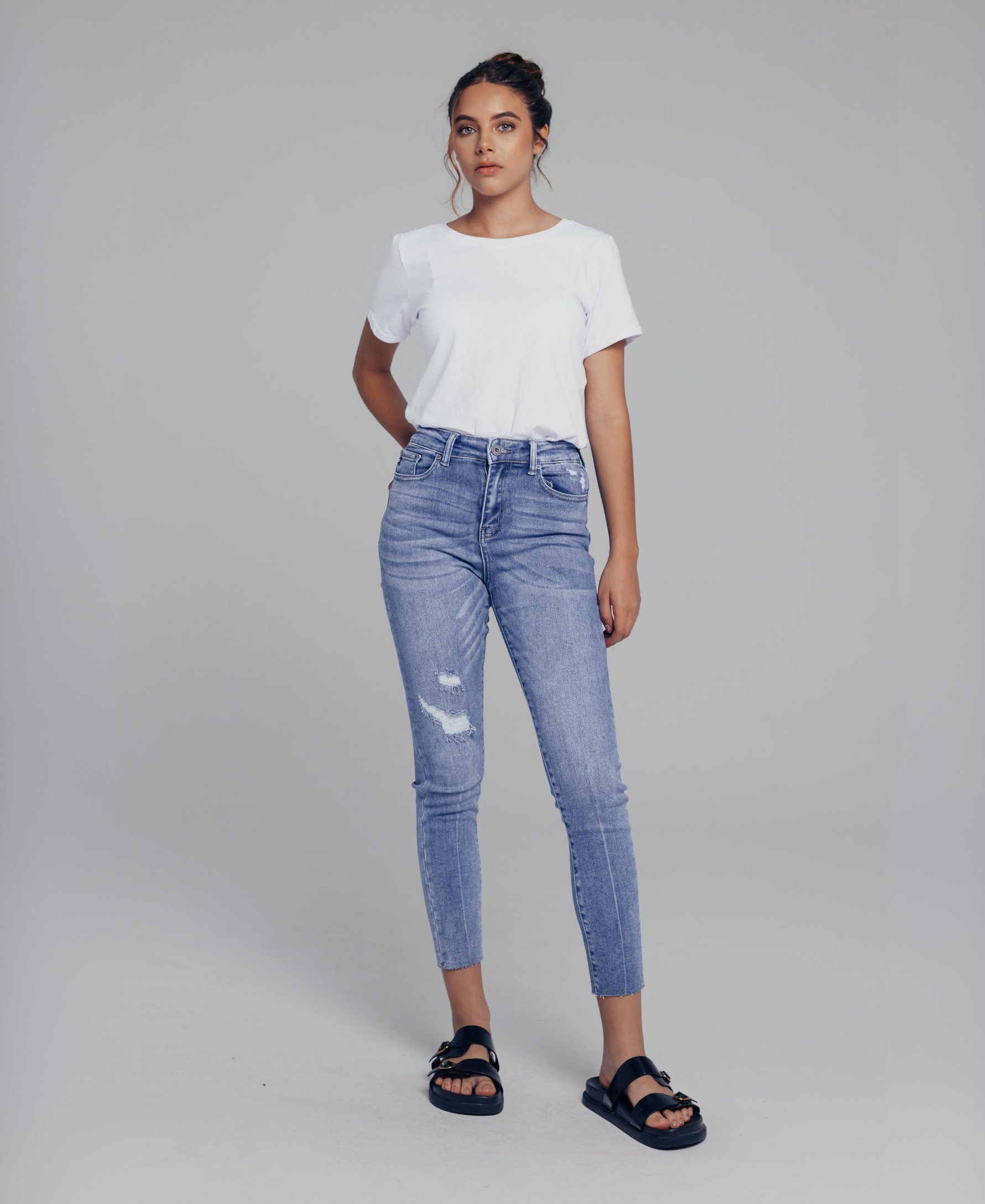 Skinny Jeans with Hem Stitching